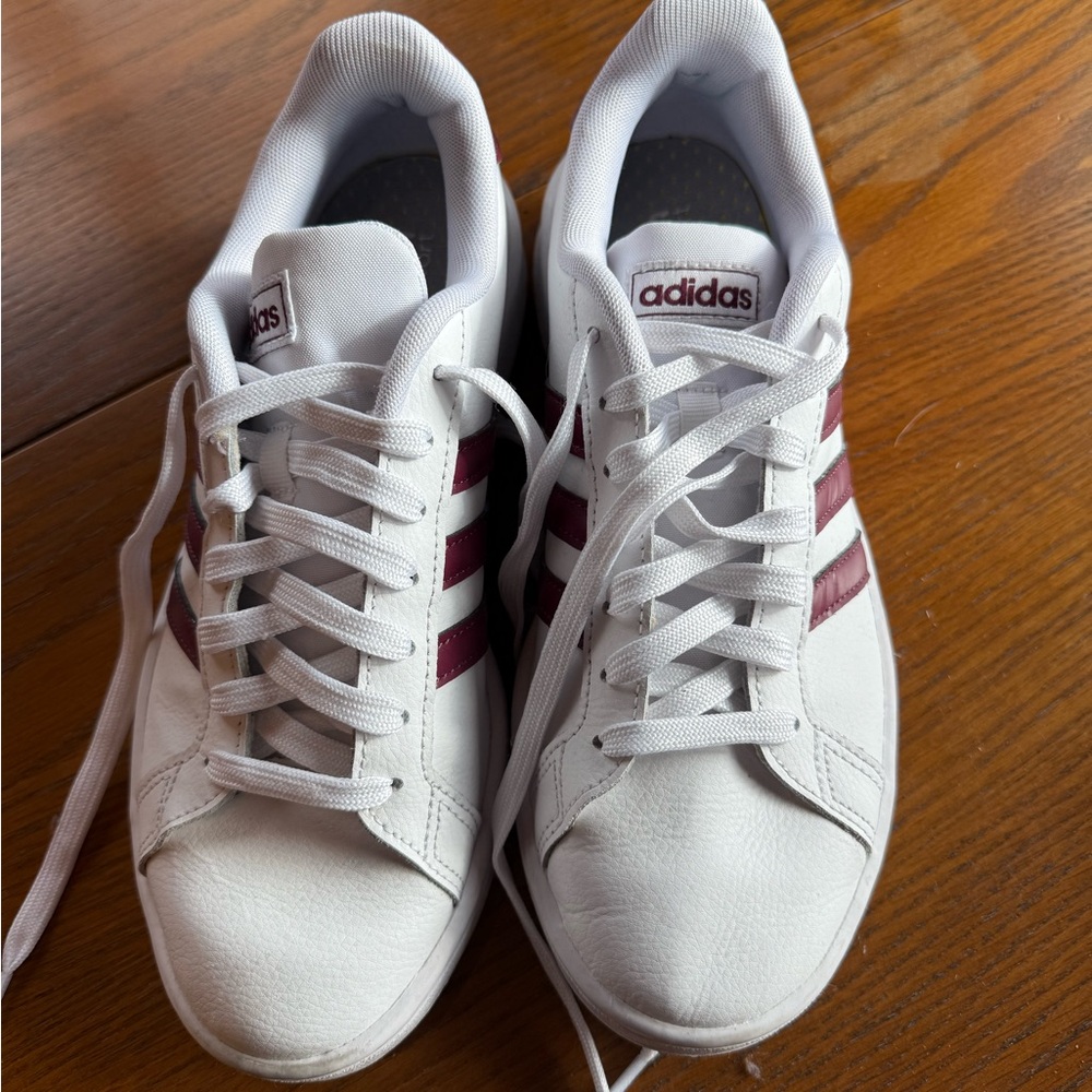 Adidas grand court cloud foam size 7.5